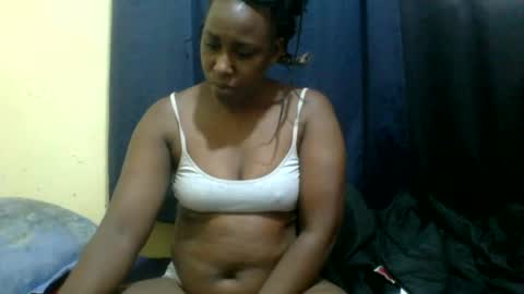 Snapshot of naughty_slender2 chatting on 24, 6, 2026 jn online show from 24, 6, 2026