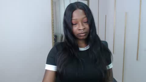 Nayaris 3 online show from 9, 6, 2026