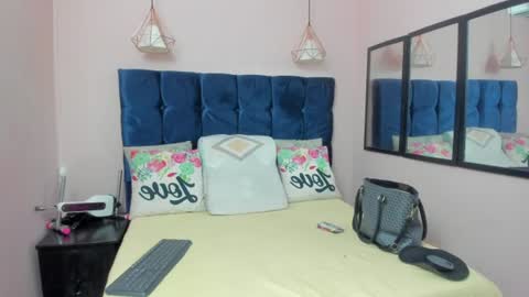 neferet_opal online show from 21, 6, 2026