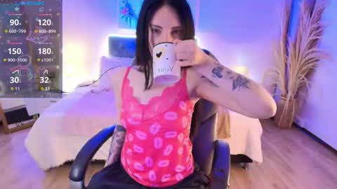 Sarah  online show from 12, 6, 2026