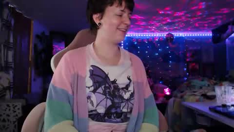 Snapshot of nerdy_squirty chatting on 20, 5, 2026 NerdySquirty online show from 20, 5, 2026