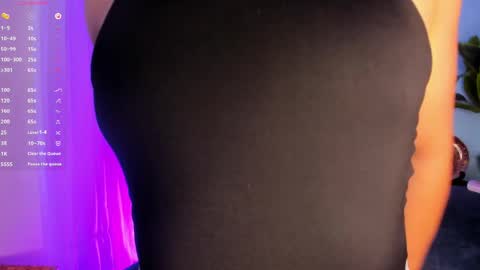 Snapshot of nicki_ripperton chatting on 5, 6, 2026 nicki_ripperton online show from 5, 6, 2026