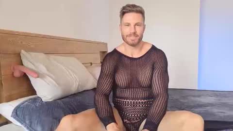 nickriverzxo online show from 10, 6, 2026