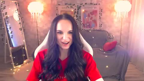 Snapshot of nicolemerz chatting on 9, 6, 2026 Nicole online show from 9, 6, 2026