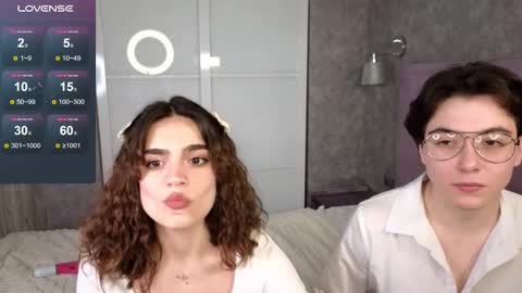 Daisy nd Tyler 3 online show from 25, 2, 2025