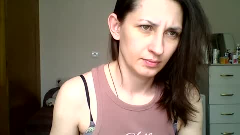 nika_smily online show from 9, 6, 2026