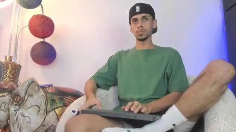 Snapshot of nikolay_dimitrov chatting on 4, 6, 2026 online show from 4, 6, 2026