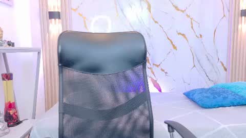    online show from 18, 6, 2026