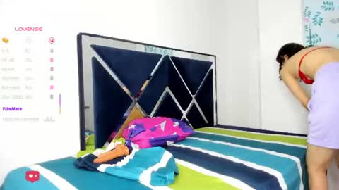 nina_vergara online show from 8, 7, 2026