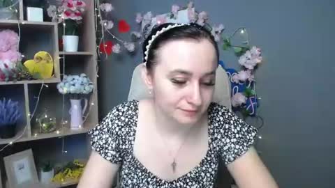 ninaflawlees online show from 3, 7, 2026