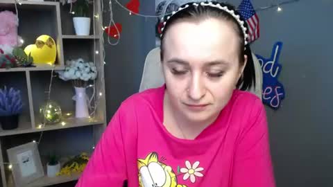 ninaflawlees online show from 7, 7, 2026