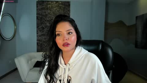  Nina  online show from 5, 6, 2026