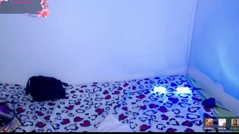 Snapshot of ninatinydoll1 chatting on 22, 5, 2026 ninatinydoll1 online show from 22, 5, 2026
