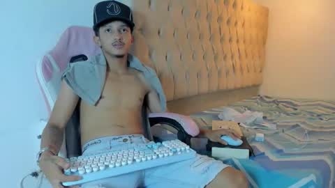 noah_jacksxn online show from 2, 6, 2026
