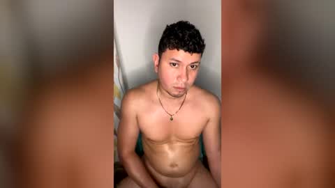 noahlatino35 online show from 24, 6, 2026