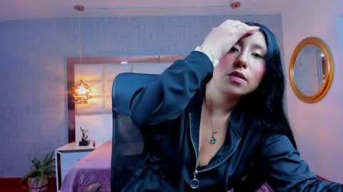  Nohemi   online show from 9, 6, 2026
