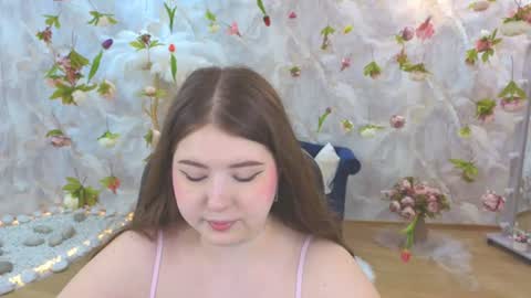 Snapshot of noirwhisper chatting on 14, 6, 2026 noirwhisper online show from 14, 6, 2026