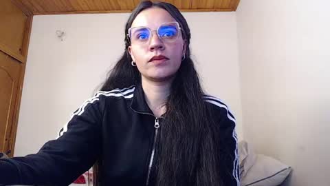 noreen_ online show from 4, 6, 2026