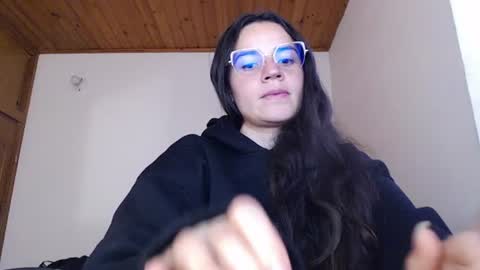 noreen_ online show from 22, 6, 2026