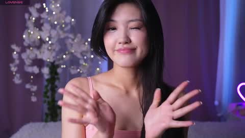 Snapshot of noreenbeckey chatting on 7, 6, 2026 Nore online show from 7, 6, 2026