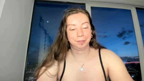 Emily snow online show from 19, 6, 2026