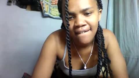 Snapshot of nosminah01 chatting on 8, 9, 2025 nosminah01 online show from 8, 9, 2025