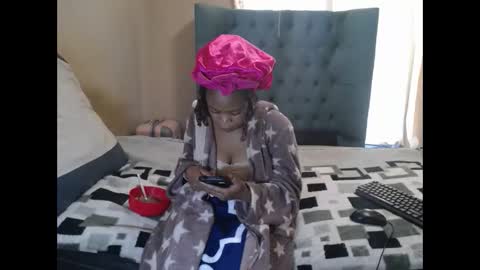 Snapshot of obsessedmimi chatting on 11, 5, 2026 obsessedmimi online show from 11, 5, 2026
