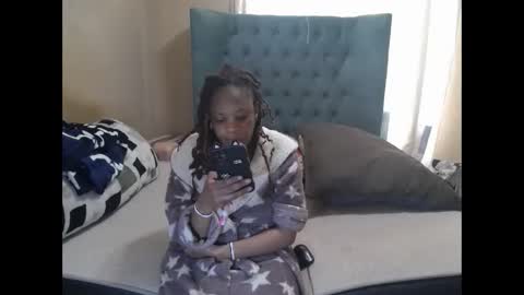 Snapshot of obsessedmimi chatting on 27, 5, 2026 obsessedmimi online show from 27, 5, 2026