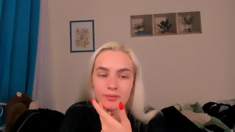 oliviaBeauty online show from 16, 6, 2026