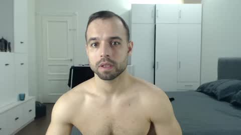 onebestlover online show from 13, 6, 2026