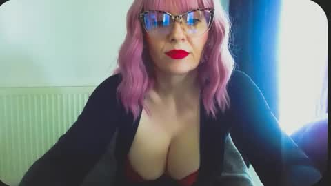 Nicol online show from 10, 5, 2026