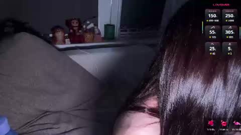 May  I am your cute succubus  online show from 17, 6, 2026