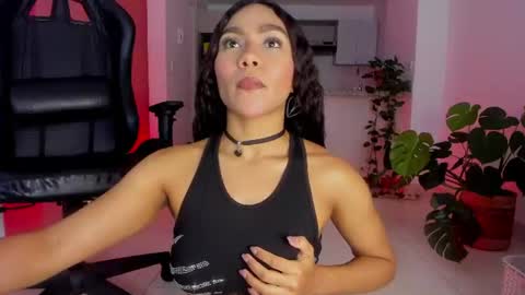misssaray official online show from 17, 6, 2026