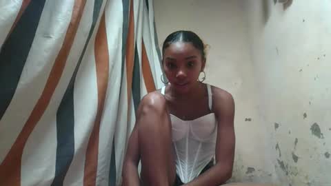 Snapshot of oooosoavizara chatting on 3, 6, 2026 oooosoavizara online show from 3, 6, 2026