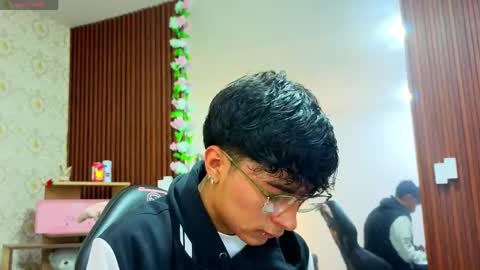 osamu_tay online show from 9, 6, 2026