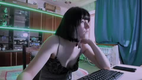Ella online show from 18, 6, 2026