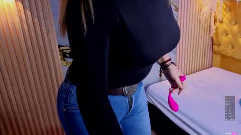 pamela_milf46 online show from 2, 6, 2026