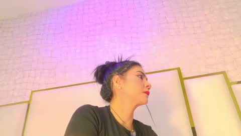 Paola  online show from 14, 6, 2026