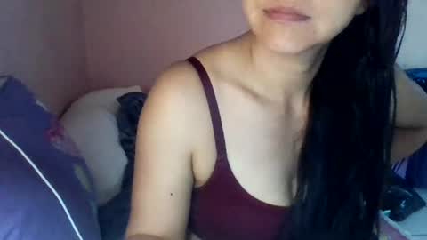 Snapshot of paolamz10 chatting on 20, 6, 2026 paolamz10 online show from 20, 6, 2026