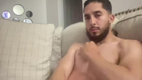 Snapshot of papicubano_guapo23cm chatting on 20, 5, 2026 papicubano_guapo23cm online show from 20, 5, 2026