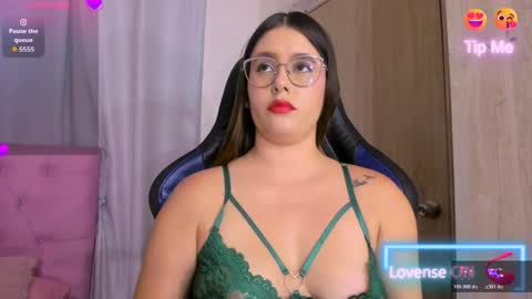 Snapshot of parisshayk chatting on 4, 6, 2026 Paris online show from 4, 6, 2026