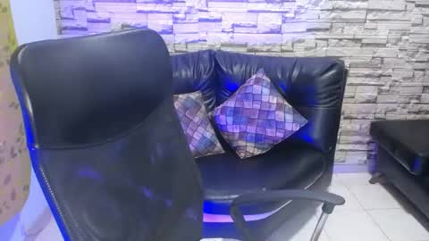 Snapshot of paula_ross_ chatting on 21, 6, 2026 paula ross online show from 21, 6, 2026