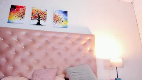 PaulinaSaennz online show from 19, 6, 2026