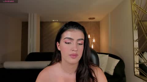 Paulina Santos  online show from 10, 6, 2026