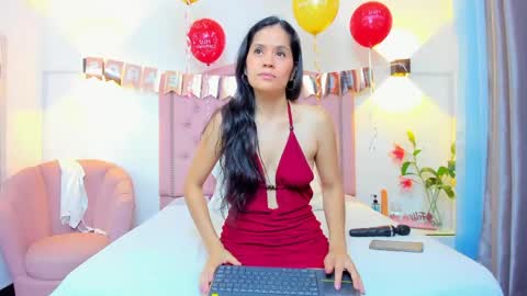 Snapshot of paulinavera chatting on 19, 5, 2026 paulinavera online show from 19, 5, 2026