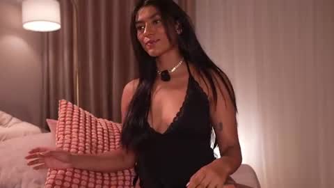 pauline_7 online show from 10, 6, 2026
