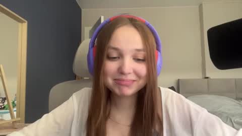 Snapshot of peepapa chatting on 14, 6, 2026 Luna Vale online show from 14, 6, 2026