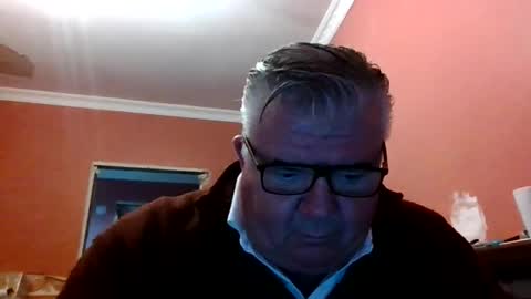 pete112991 online show from 18, 12, 2025