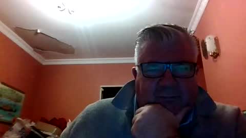 pete112991 online show from 15, 4, 2026