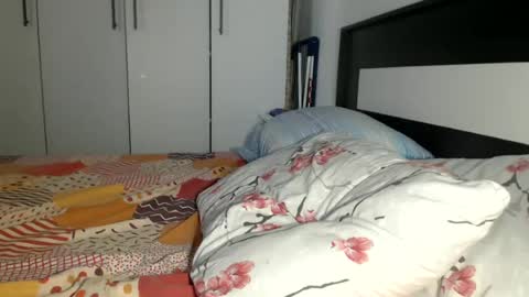 petite_danielle online show from 14, 6, 2026
